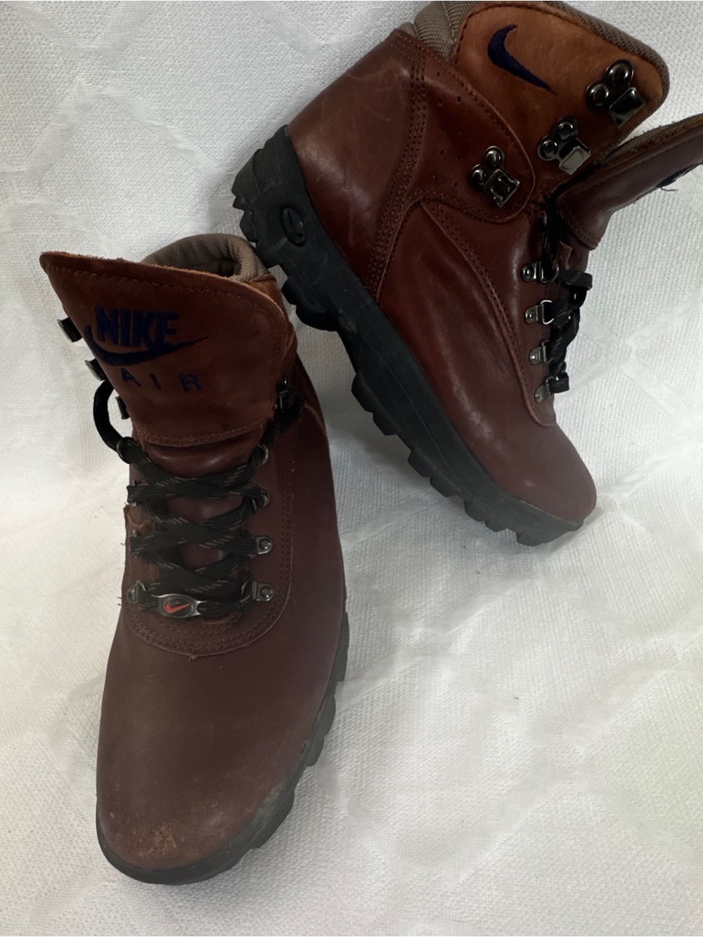 Vintage Nike ACG Hiking Boots Brown Leather Thinsulate Men's Size 10